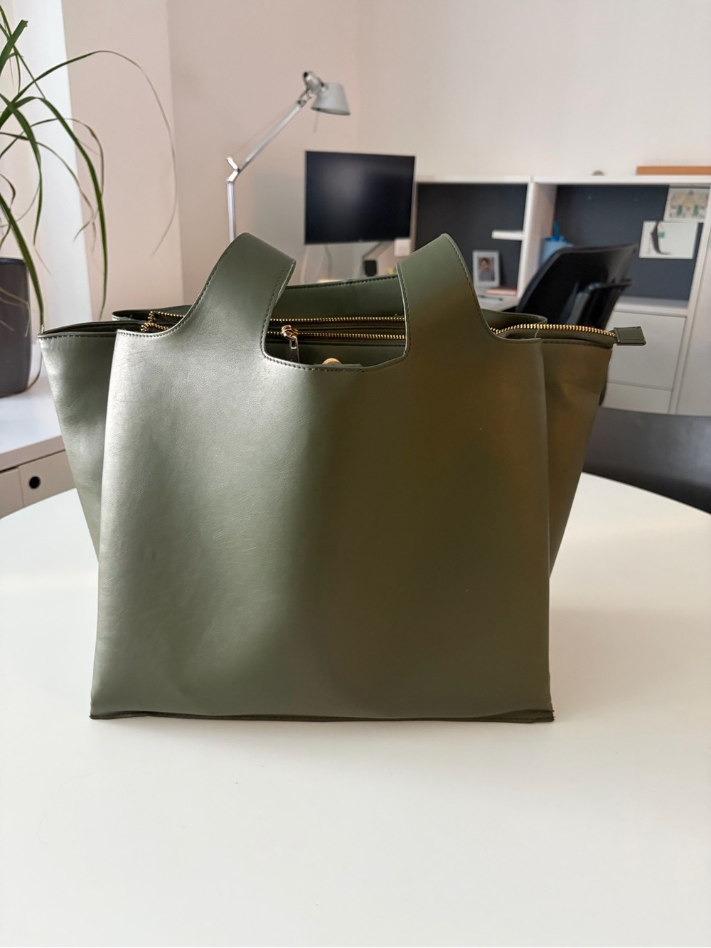 Olive Green Women's Tote Bag - Minimal Leather Carryall